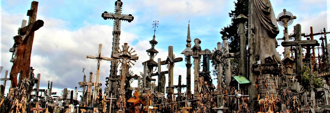 Colina de las Cruces en Lituania
