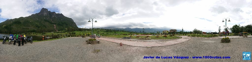 Panorámica del recinto de la Laguna de Busa y Pico del Cerro de San Pablo