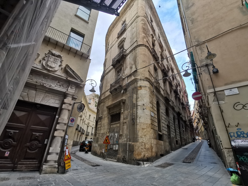 Calles del casco antiguo de Cagliari