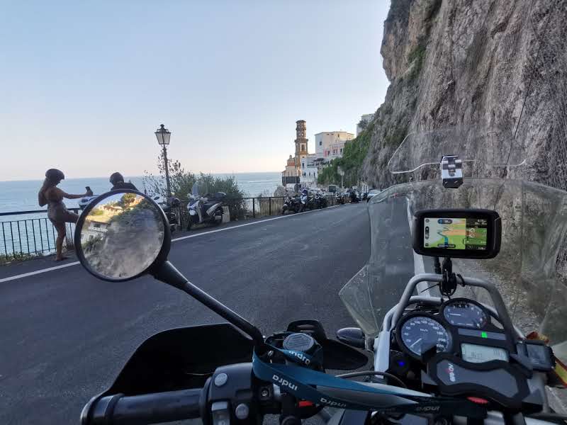 Costa amalfitana al atardecer. Verano de 2023.