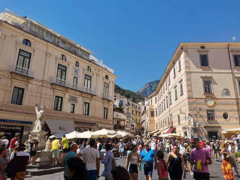 Calles del centro de Amalfi