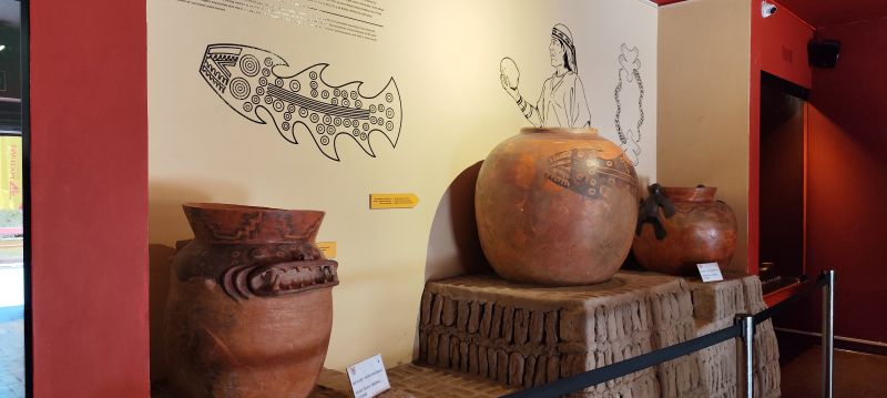 Las representaciones en las cerámicas halladas permiten conocer la religiosidad del complejo