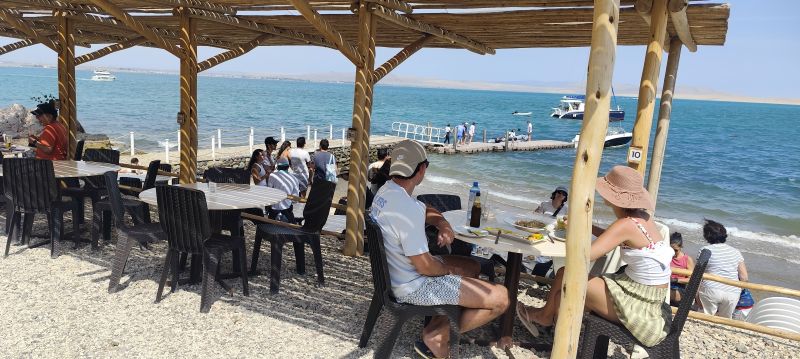 Terraza del Restaurante Anti-Mar en Paracas