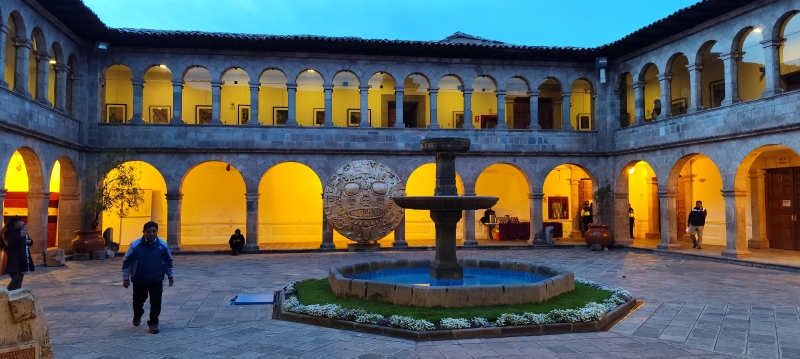 Patio interior del Museo de Arte Contemporáneo de Cuzco,
