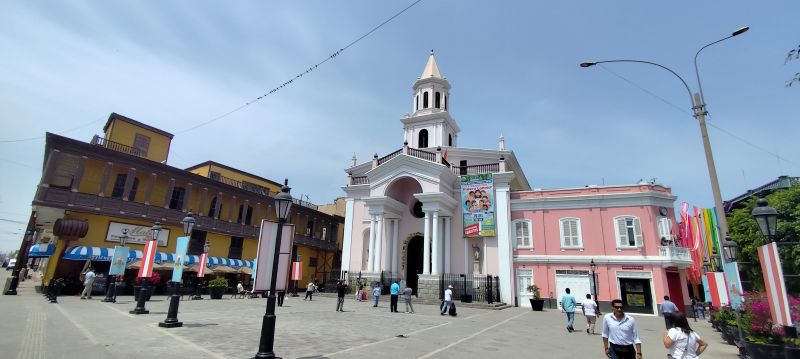 Iglesia Matriz-Catedral del Callao, en la Plaza Mayor.