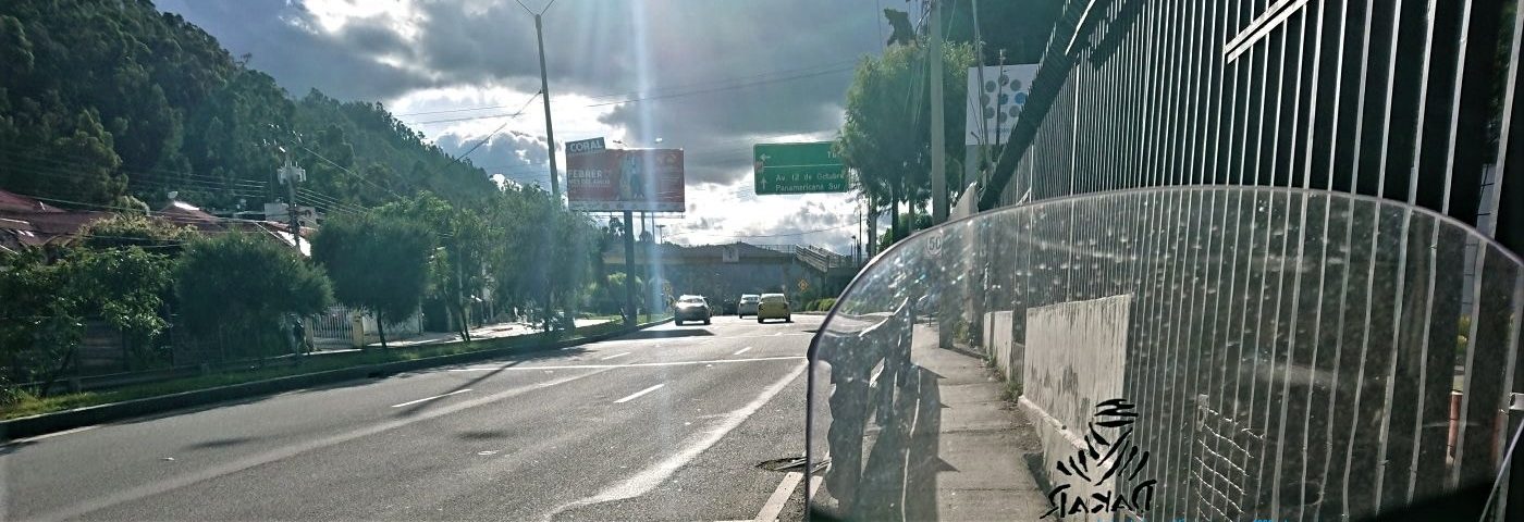 Carretera Panamerícana a su paso Por Cuenca (Ecuador)